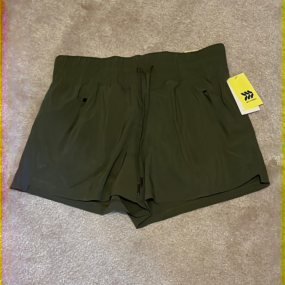 Athletic, tie waist shorts